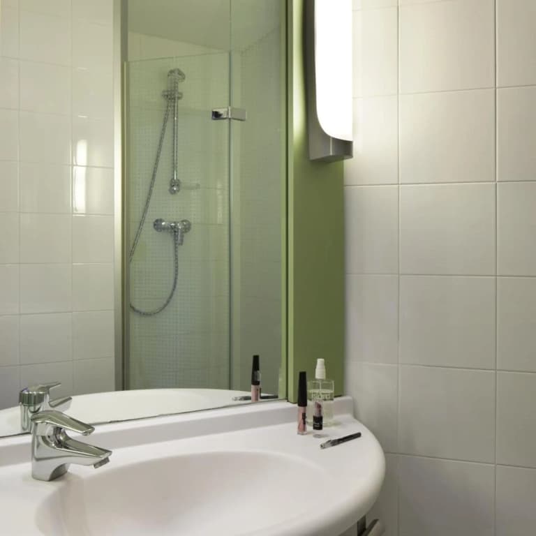 Ibis Budget Madrid Calle 30 - photo 21