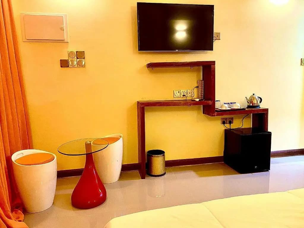 Sands Grand Hotel - photo 4