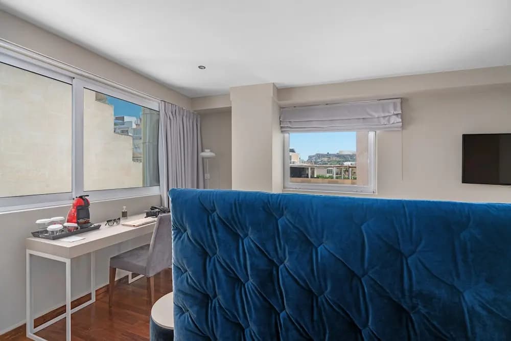 Aeolos Luxury Suites - photo 7