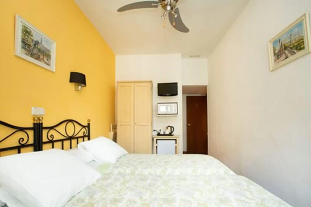 Hostal Los Alpes - photo 18