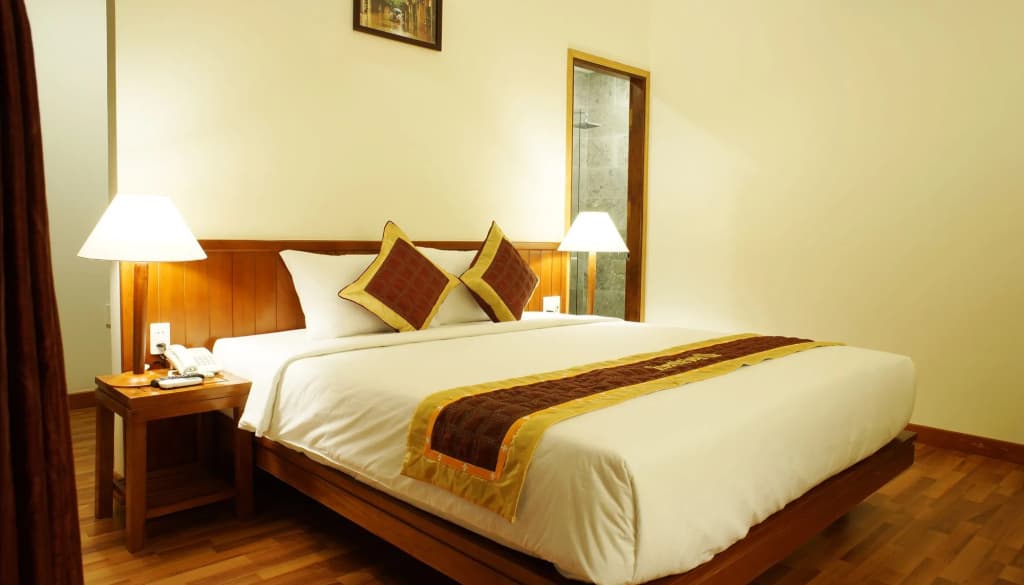 Riverside Oasis Villa - photo 4