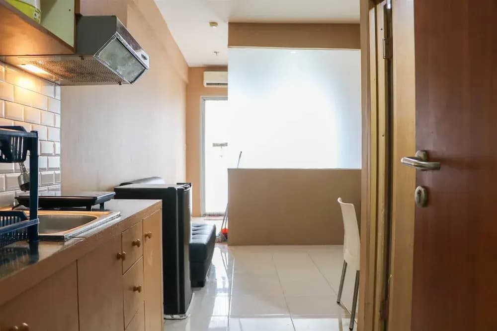 Modern And Nice Studio At Titanium Square Apartment - photo 1