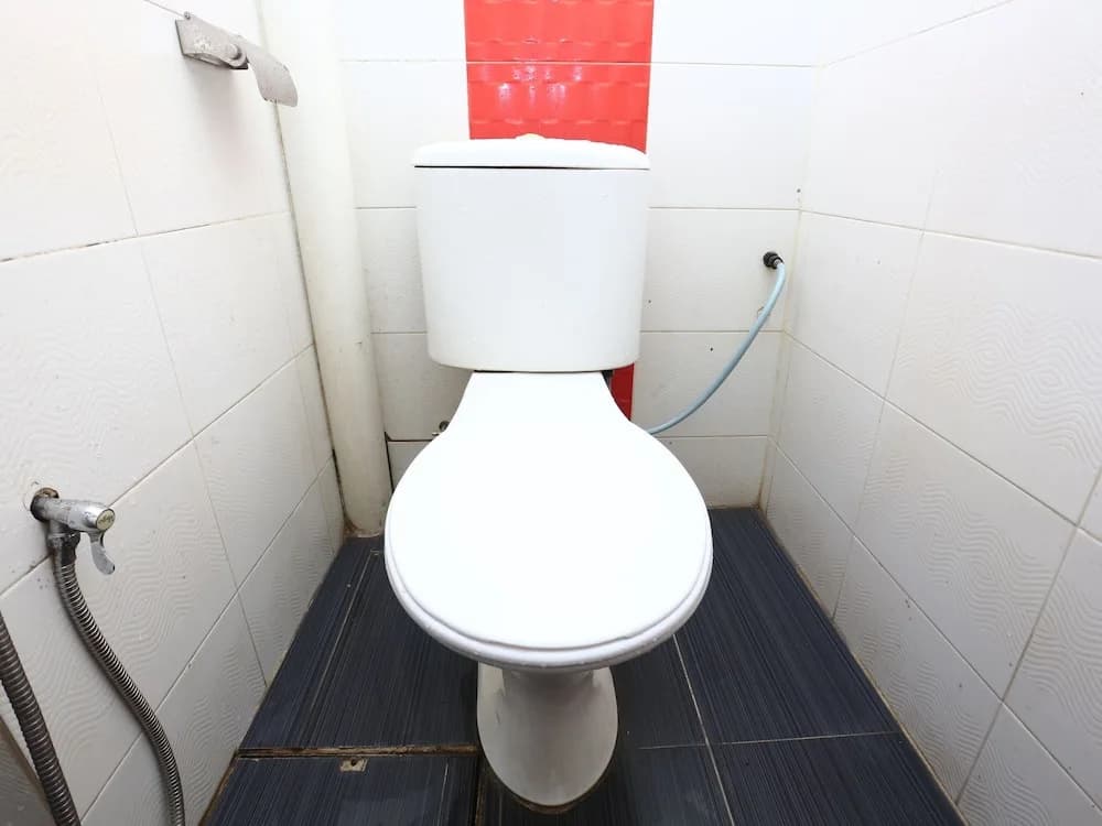 My New Home Hotel by OYO Rooms - photo 9