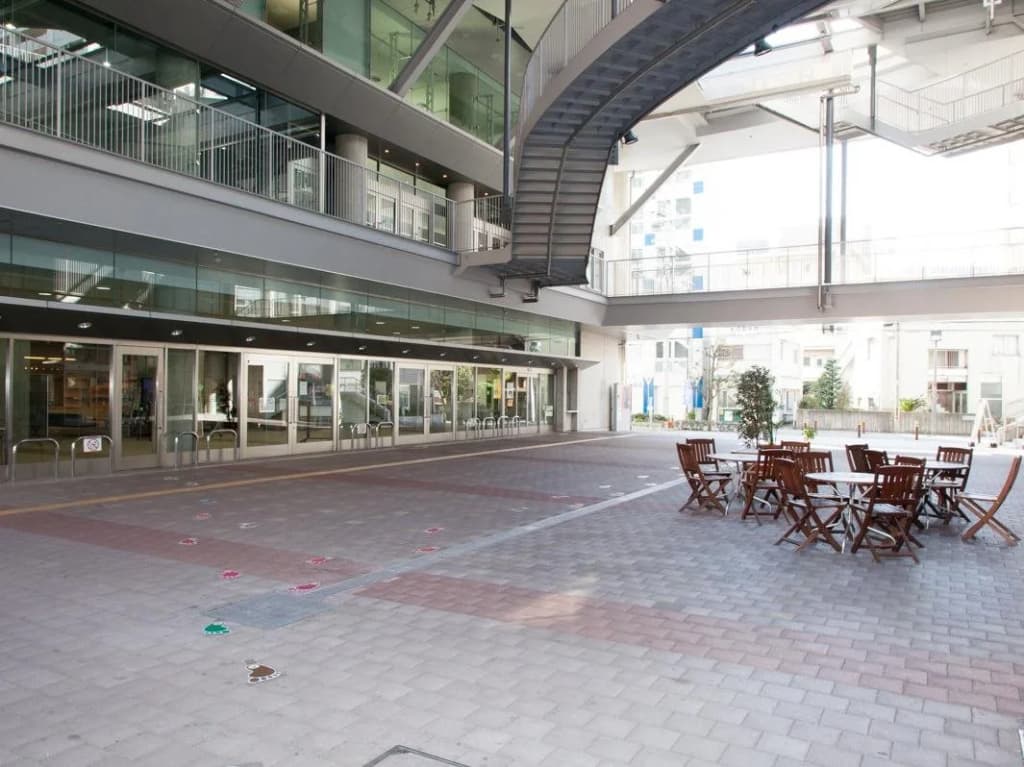 Shin-Osaka Youth Hostel - photo 25