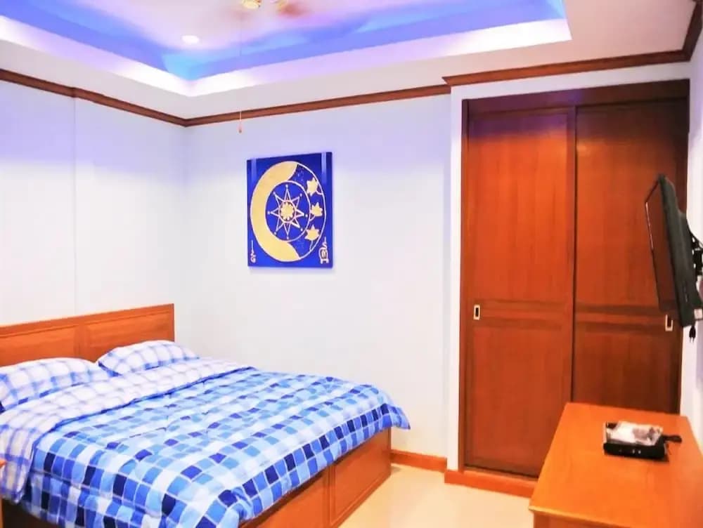 Baan Suan Lalana Te Pattaya - photo 1