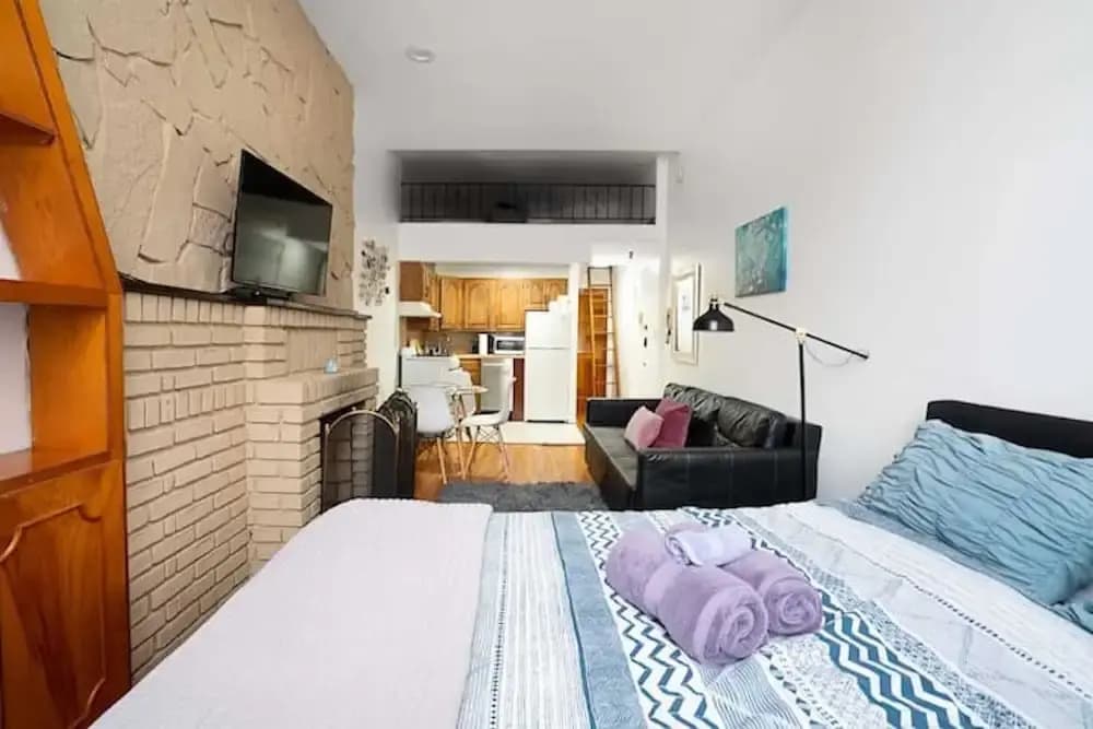 Charming Quiet Studio Right Off Central Park West - photo 5