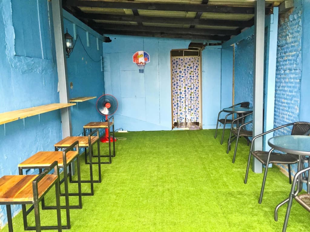 Zee Thai Hostel - photo 25