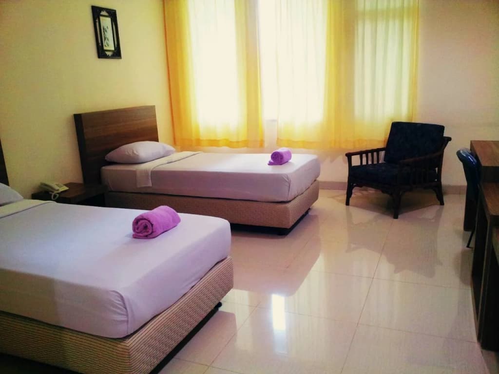 Hotel Banyuwangi Sintera - photo 4