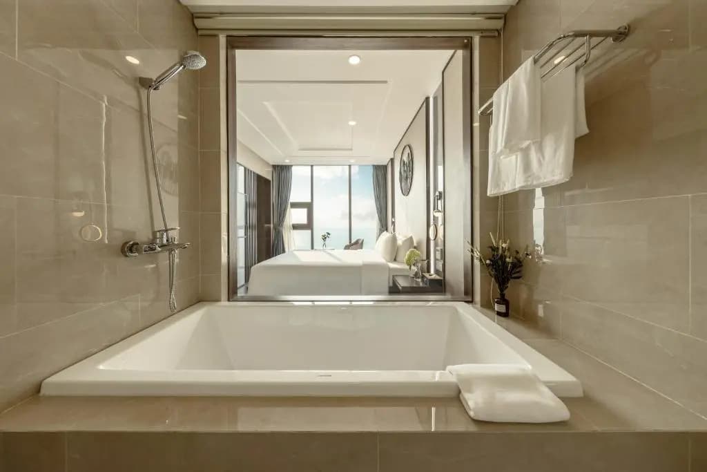 Mangata Beachfront Hotel - photo 10