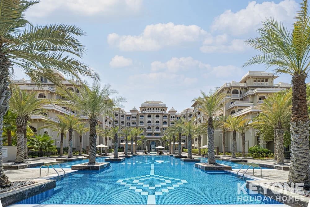 Grandeur Living 2BR plus Maid with Beach Access - photo 9