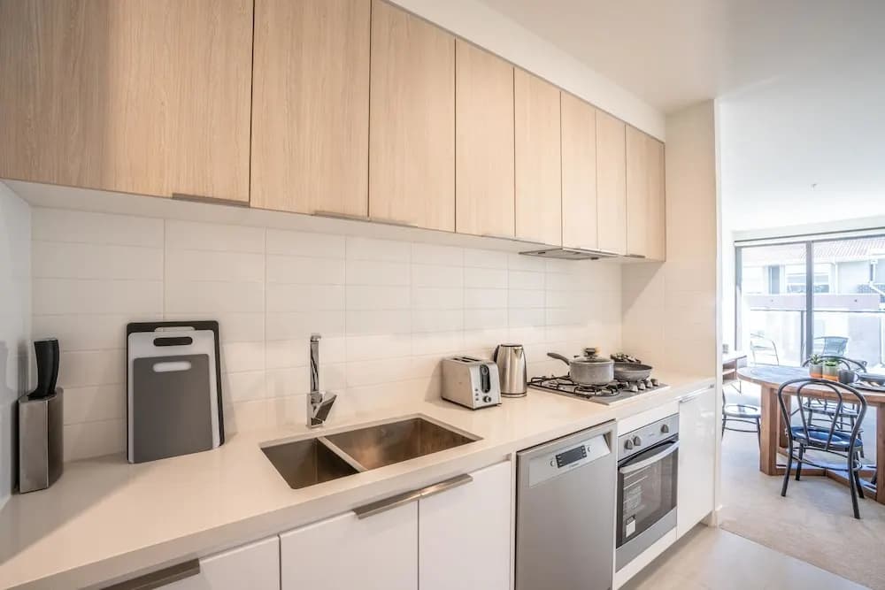 Poplar Apartments - photo 16