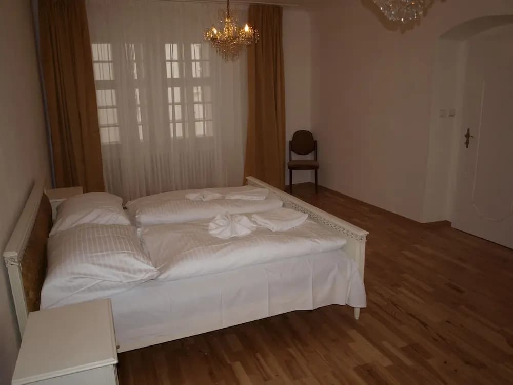 Castle apartment - photo 2