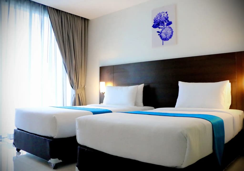 Rodina Beach Hotel - photo 4