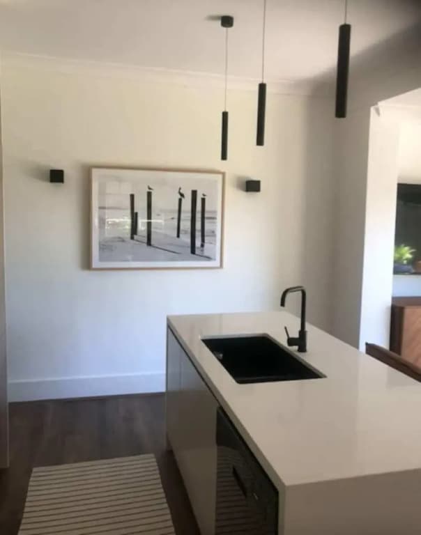 Renovated 1 Bedroom in Paddington - photo 3