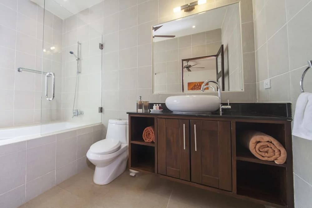 Villa Ploi Attitaya 6 Bed 2 Storey Villa Near Nai Harn Beach - photo 8