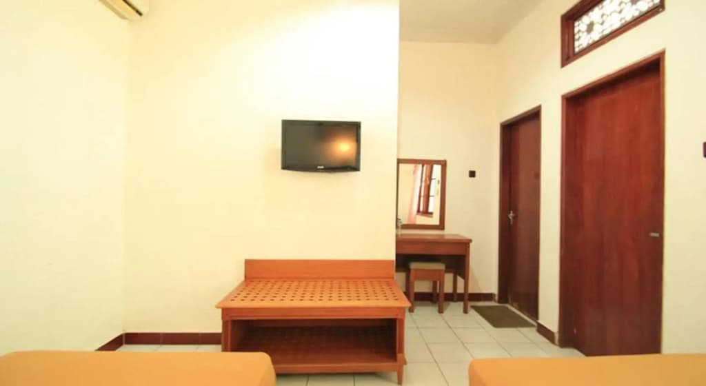 Sandat Hotel Legian - photo 11