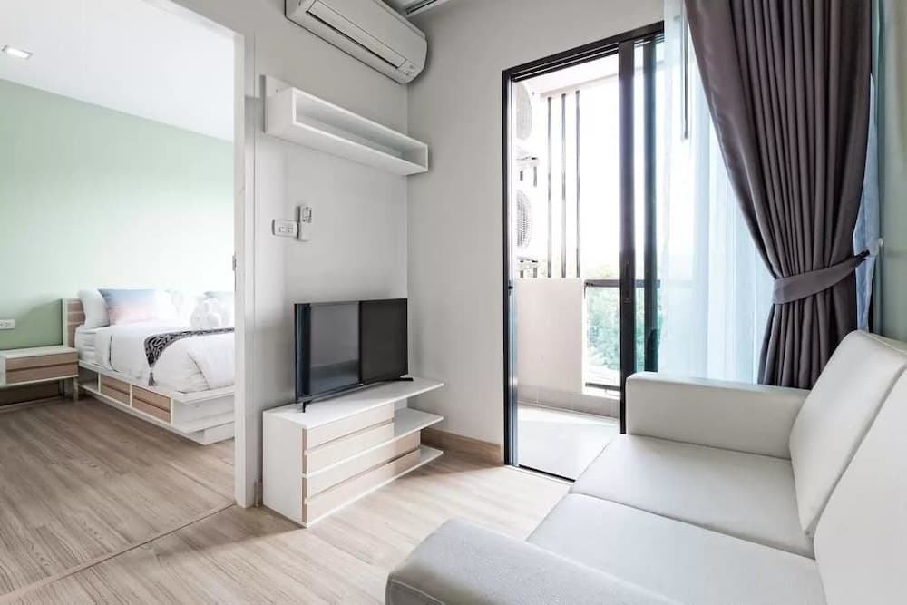 The Happy Place Condominium by Clifton - photo 5