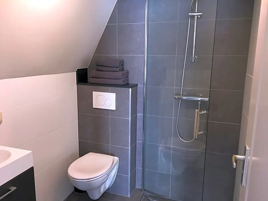 Nine Streets Inn - photo 10