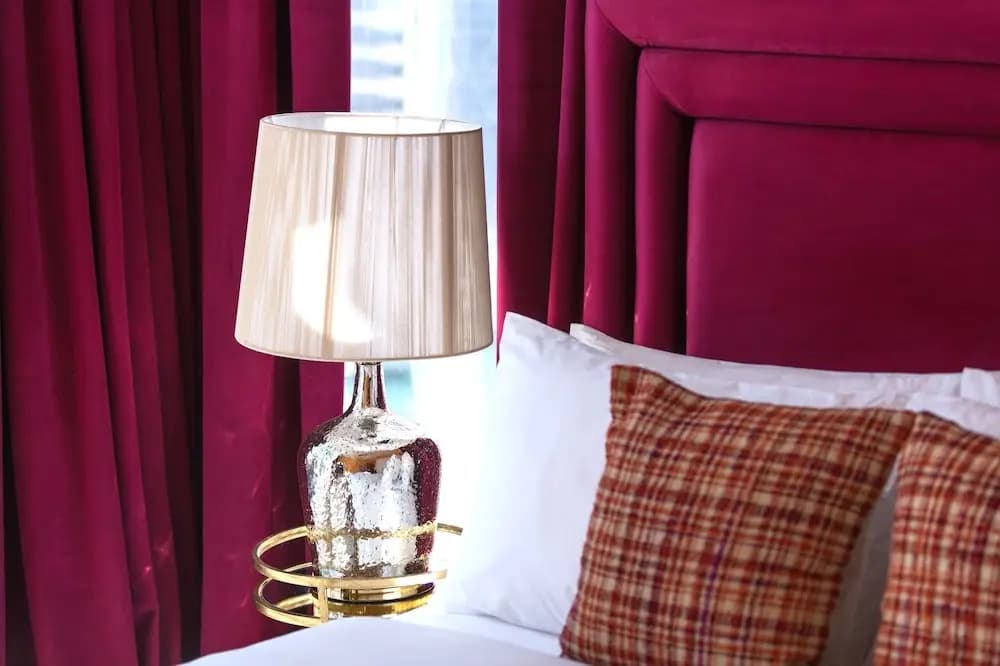 Luxury Staycation - Continental Tower - photo 4