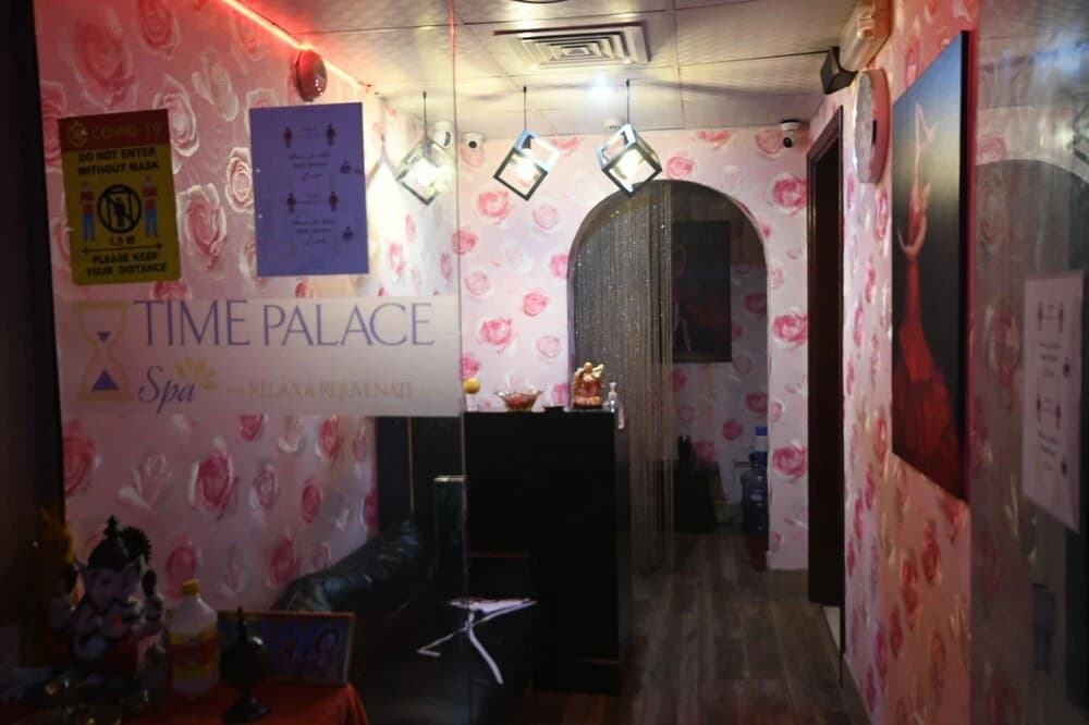 Time Palace Hotel - photo 15