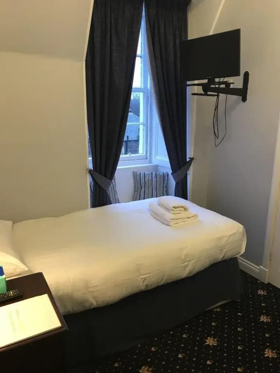 The Alexander Guest House - photo 37