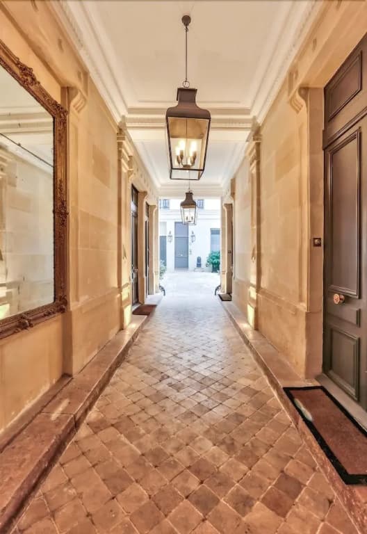 Love Nest in Saint Germain - photo 9
