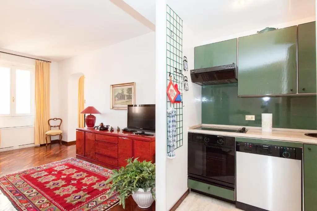 Dora Trevi Apartment - photo 11