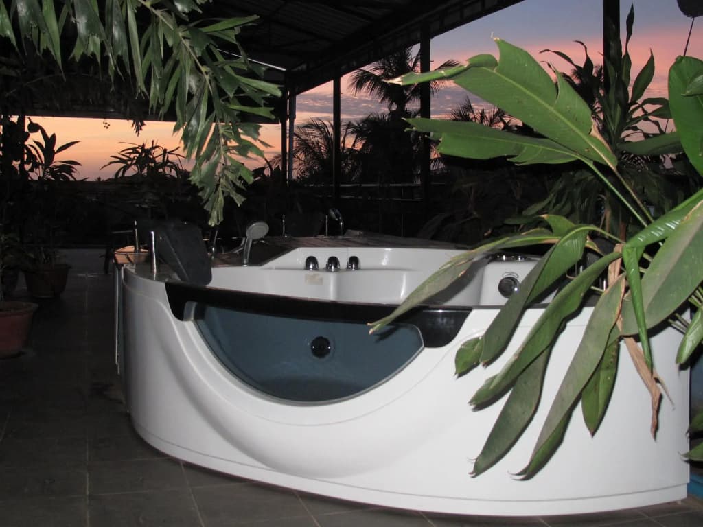 The 84 Hotel ( River Queen ) - photo 14