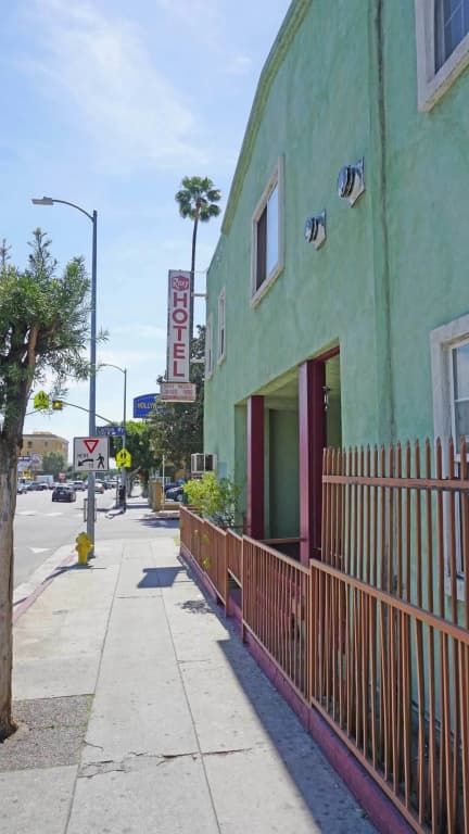 Hollywood Roxy Hotel - photo 11