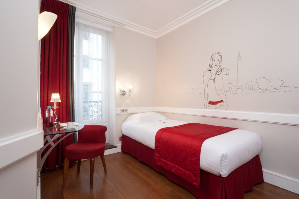 Hôtel Sleeping Belle - Gare de Lyon Bastille - photo 4