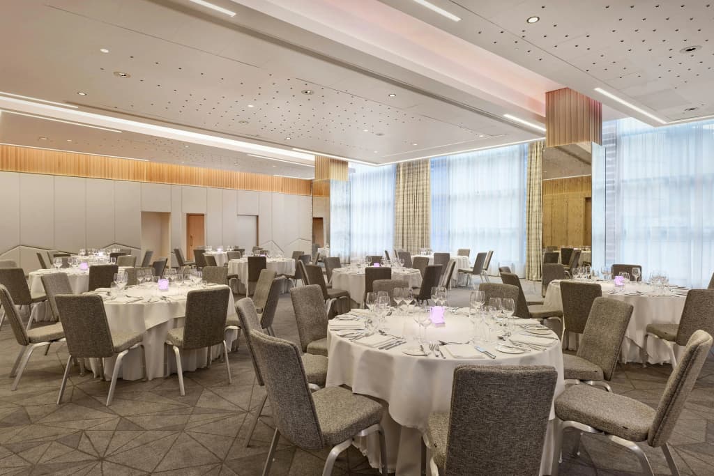 Sheraton Grand Hotel & Spa, Edinburgh - photo 30