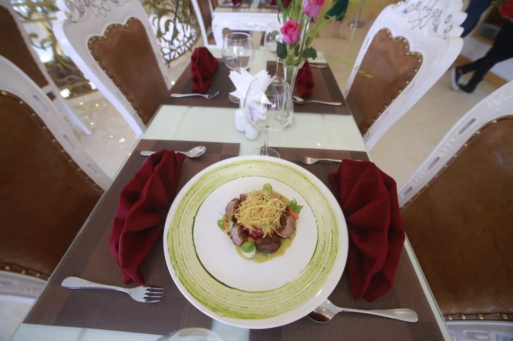 Tuyet Son Hotel - photo 29