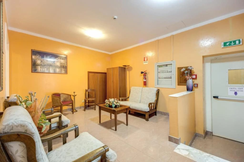 Hotel Milo - photo 2