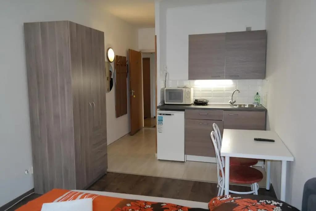 West City Apartments - photo 15