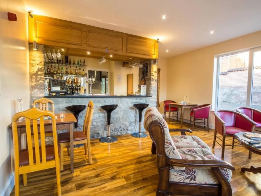 Corstorphine Lodge - photo 23