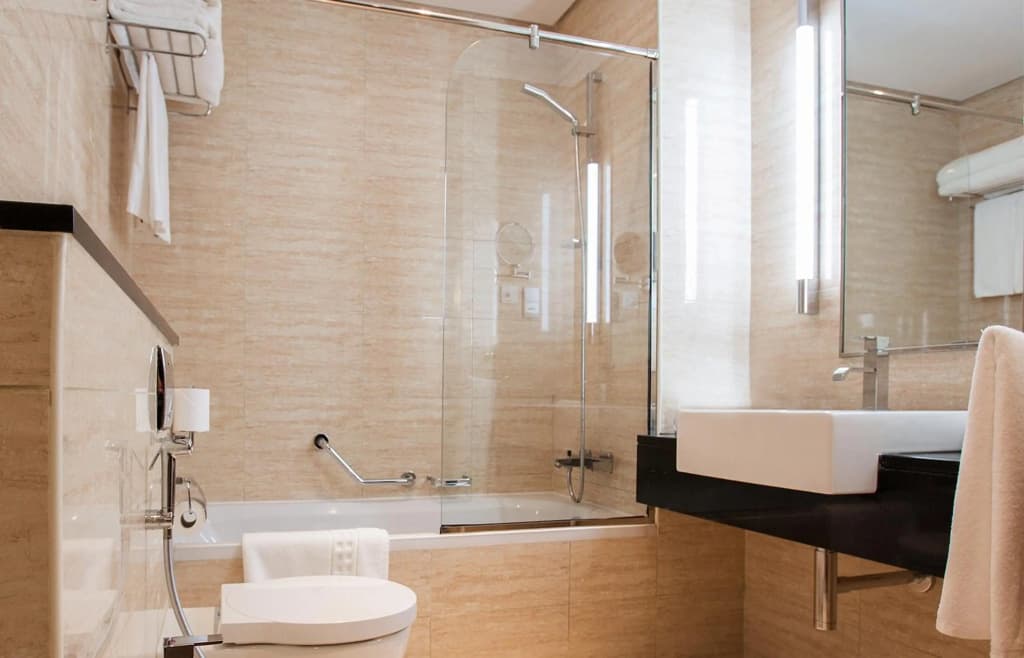 Pullman Dubai Jumeirah Lakes Towers - Hotel & Residence - photo 10