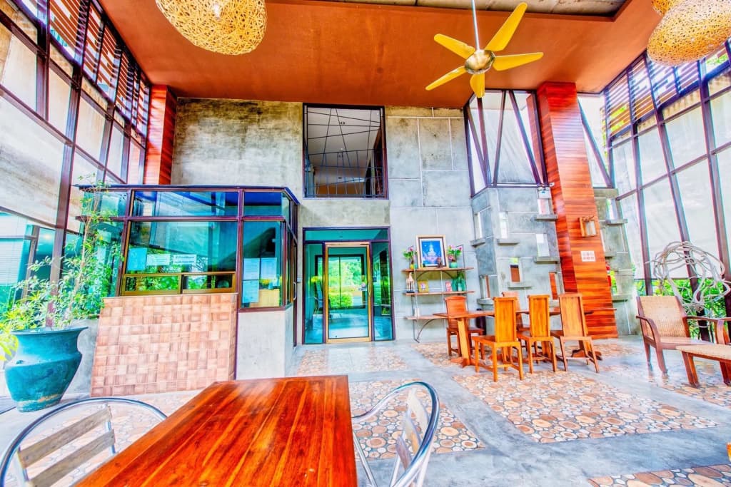 Tree Boutique Resort - photo 2