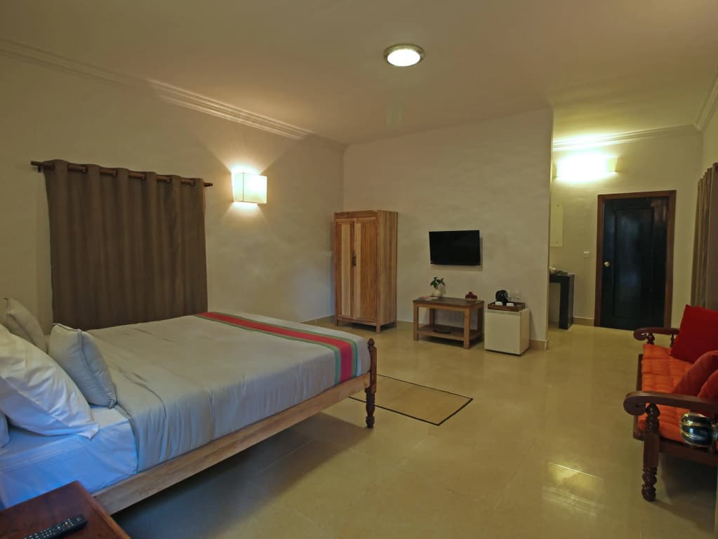 Isann Lodge - photo 3
