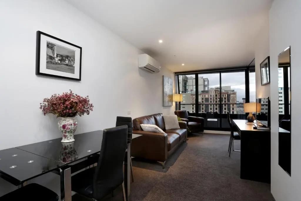 Aura on Flinders Serviced Apartments - photo 12