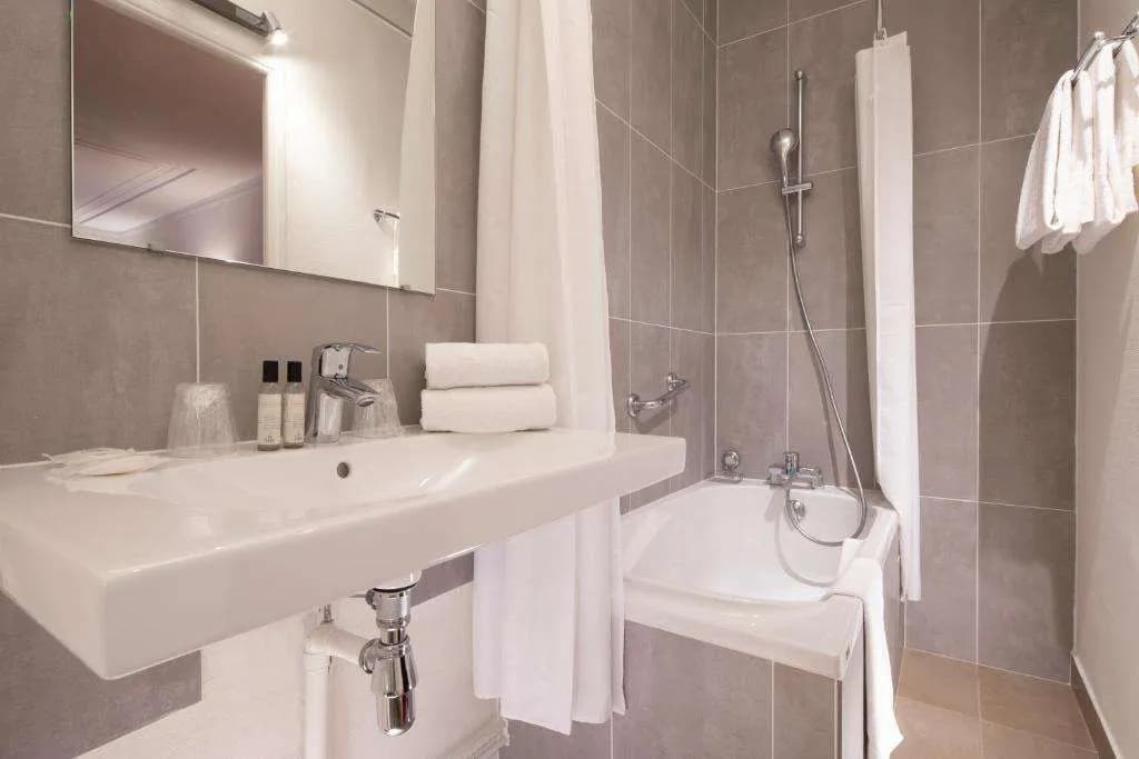 Hôtel Saint-Roch - photo 12