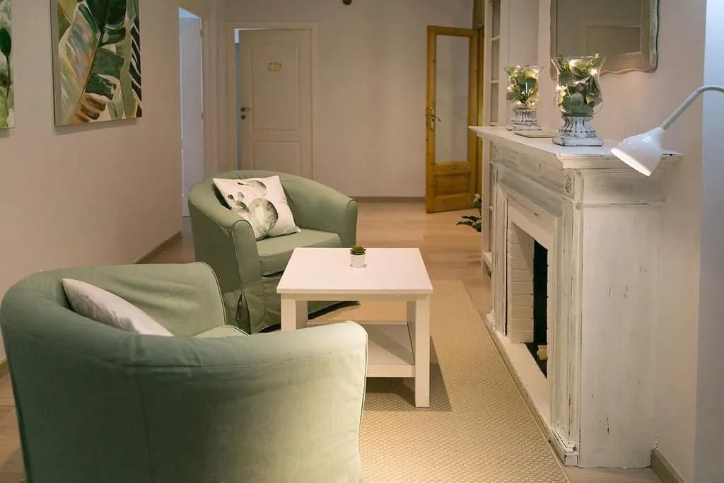 Hostal Tuset - photo 11