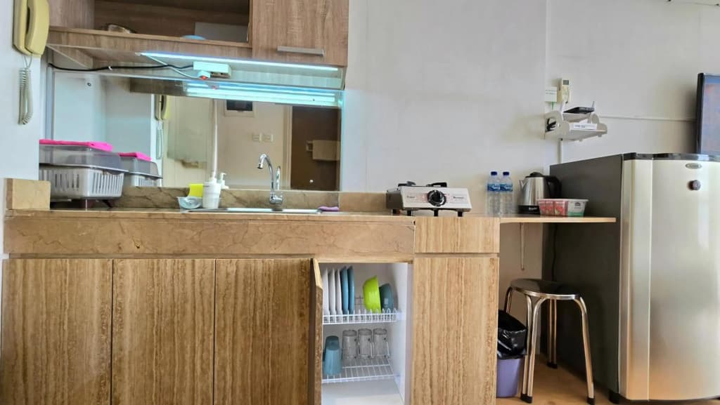 Studio17b Elpis Kemayoran Sunrise View Free Netflix, Disney Hotstar & PrimeVideo - photo 13