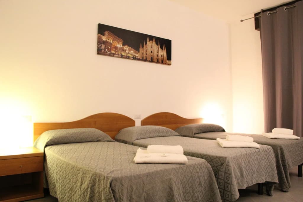Guest House Brianza Room - photo 17