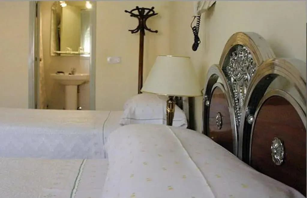 Hostal Delfina - photo 4