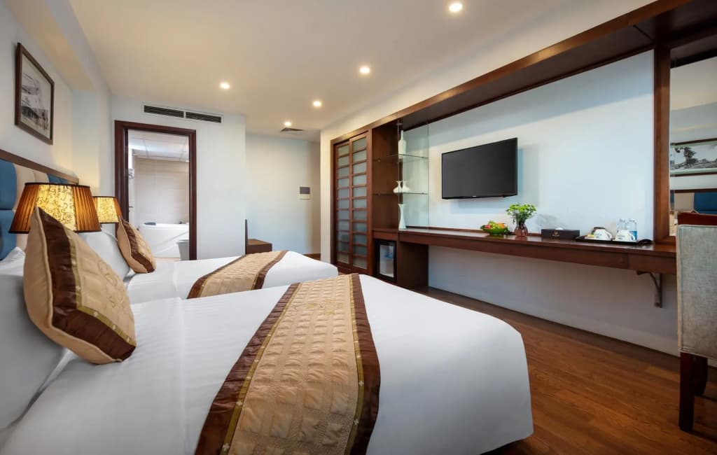 Skylark Hotel - photo 43