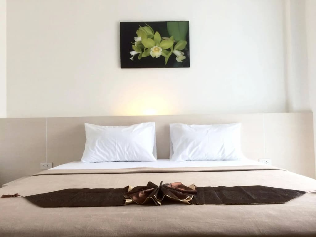 Phuthara Hostel - photo 2
