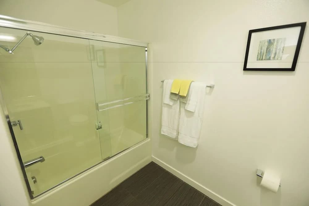 Executive Suites - photo 7
