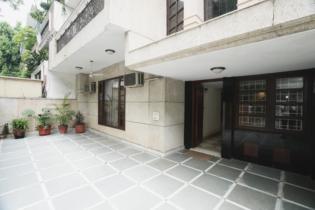 Mintstar Apartment And Suites - photo 16