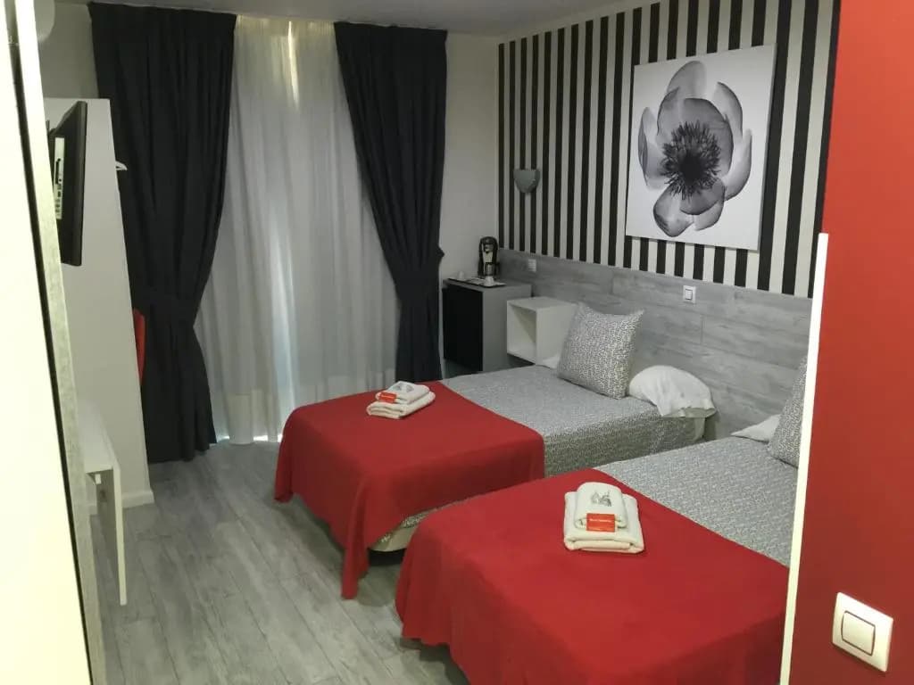 Hostal Madrid Sol - photo 2