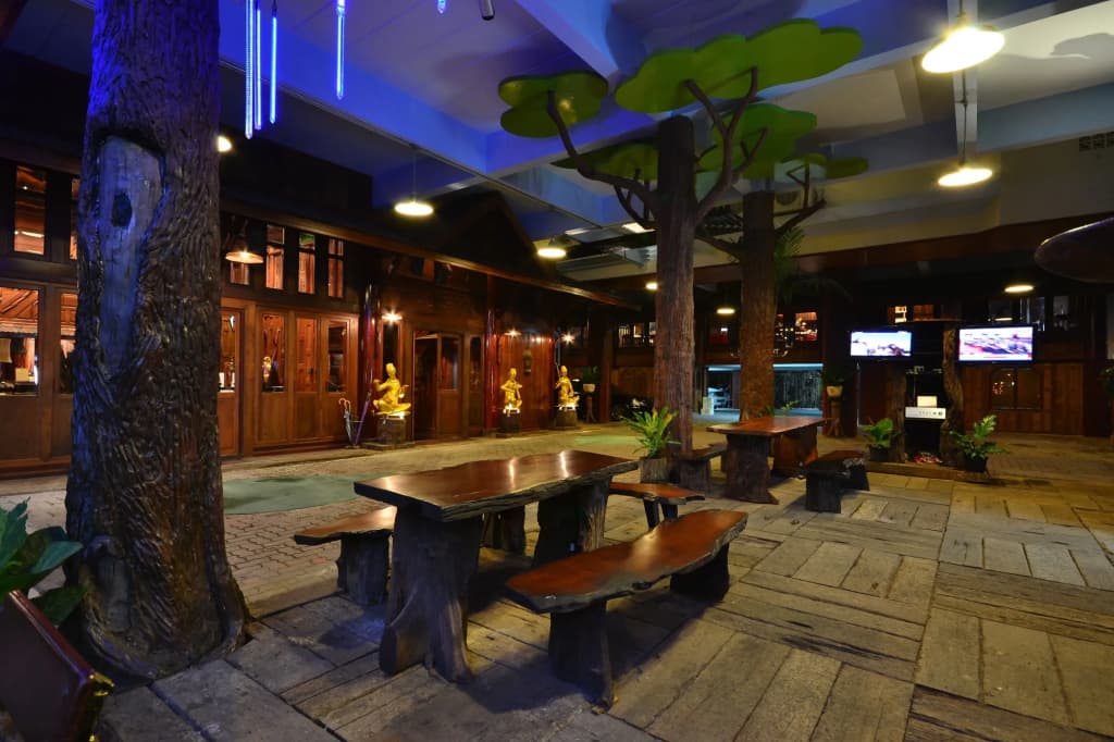 True Siam Phayathai Hotel - photo 34